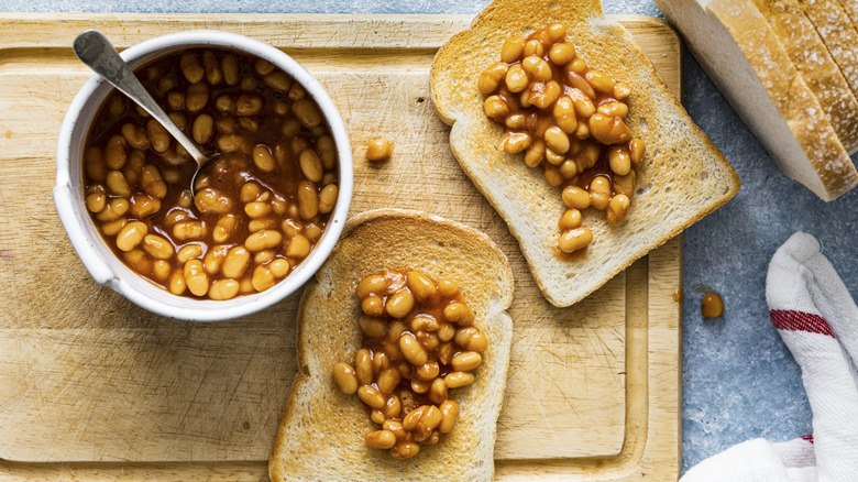 baked beans on toast