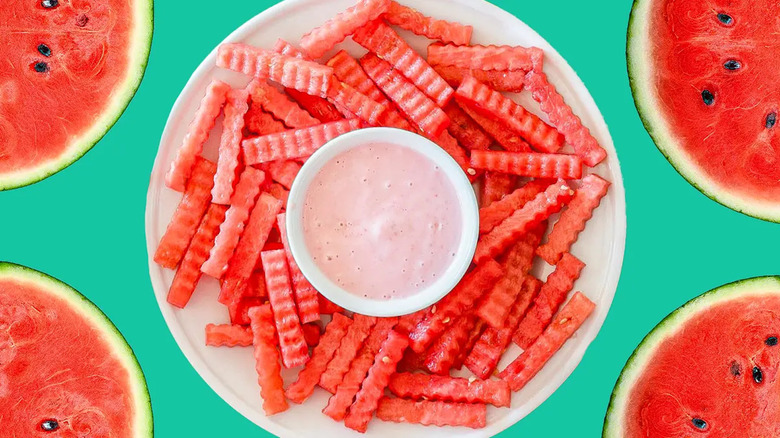 watermelon fries with strawberry dip