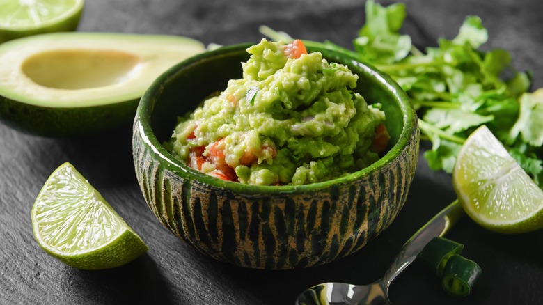 Bowl of guacamole 