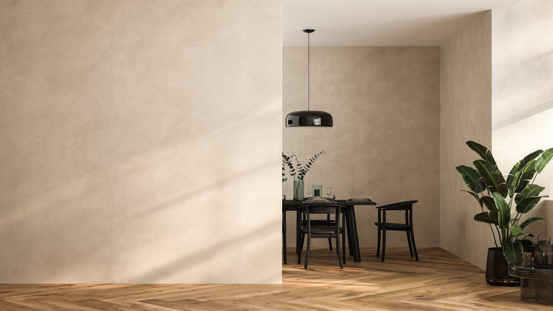 Room with beige walls and ceiling