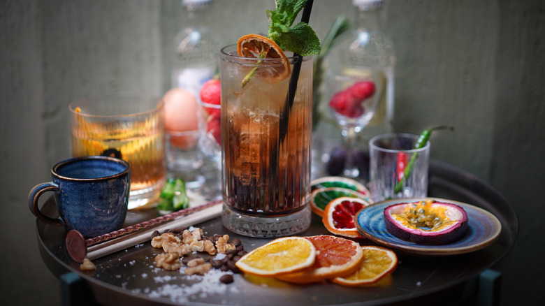 Long Island iced tea garnishes