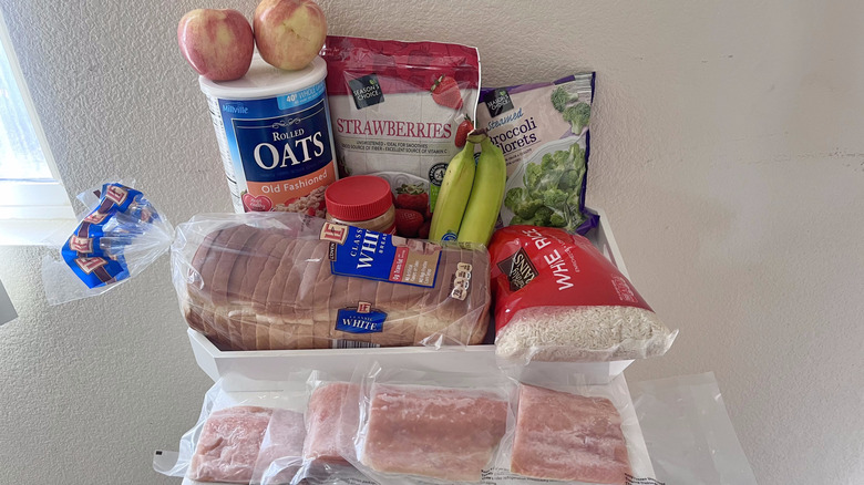 Aldi meal prep with oats and rice