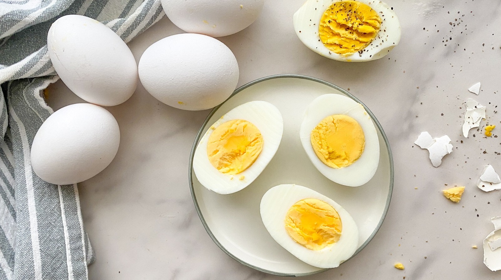 https://www.tastingtable.com/img/gallery/we-tried-almost-every-way-to-cook-a-hard-boiled-egg/l-intro-1675704453.jpg