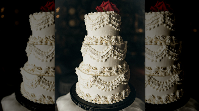 vintage wedding cake