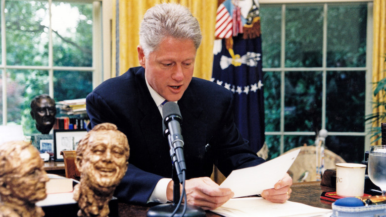 Bill Clinton in the Oval Office
