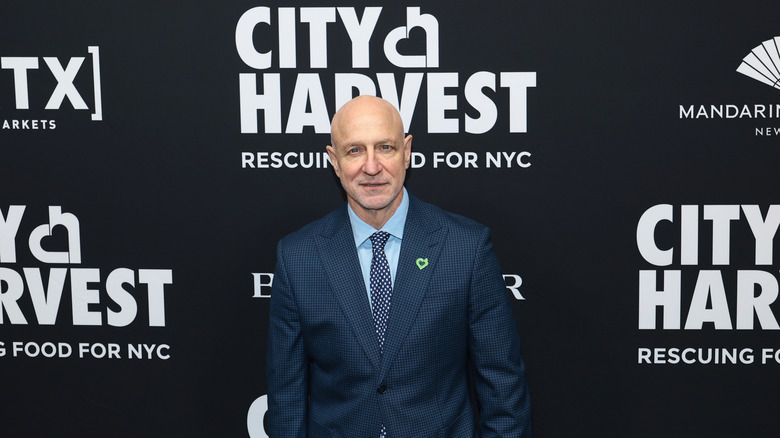 Tom Colicchio smiling at a City Harvest event