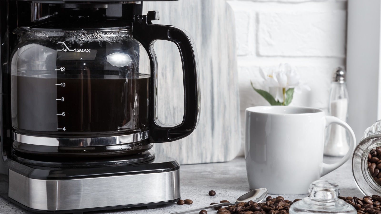 https://www.tastingtable.com/img/gallery/what-happens-if-you-brew-espresso-beans-in-a-drip-coffee-maker/l-intro-1680192804.jpg
