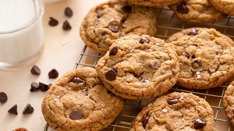milk and chocolate chip cookies