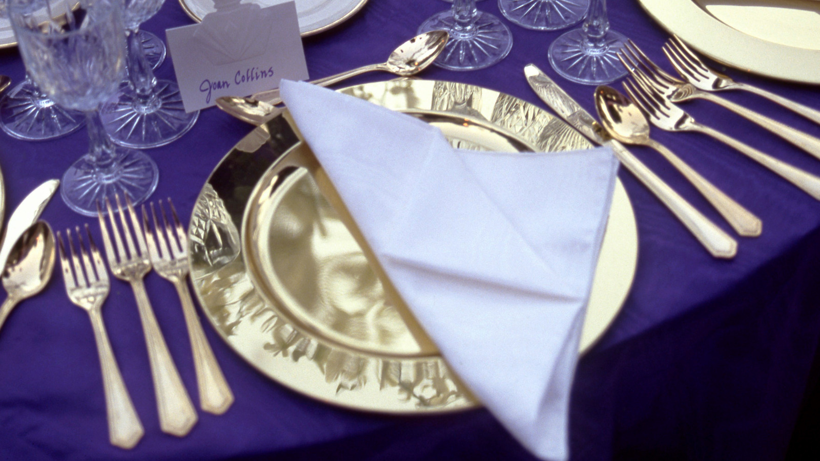 What Is A Seafood Fork And How Is It Used?