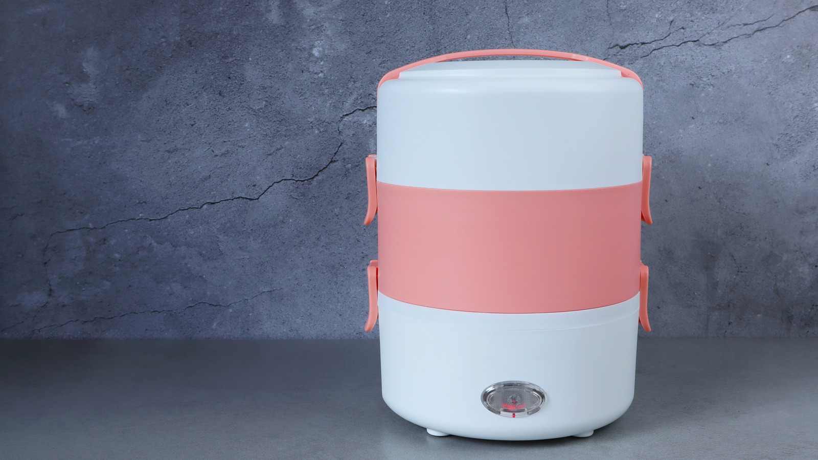LOOK: This Electric Lunch Box Will Keep Your Food Warm