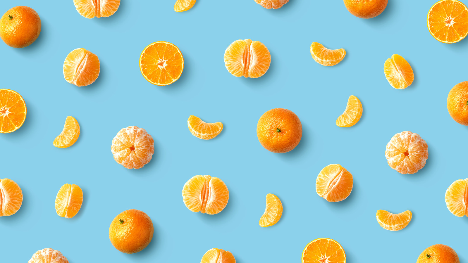 Cam quýt (orange): Cam quýt không chỉ là một trái cây thơm ngon và giàu dinh dưỡng, mà còn là một màu sắc đầy sức sống và năng động. Hãy xem hình ảnh về cam quýt để trải nghiệm một mùa thu tràn đầy hoa quả và thưởng thức sự tươi mới của màu cam quýt!