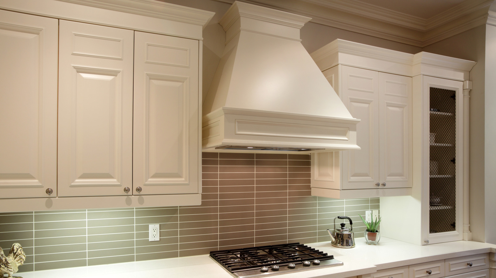 What Is The Average Lifespan Of A Range Hood?