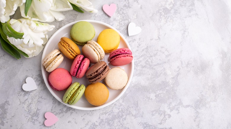 Colorful French macarons