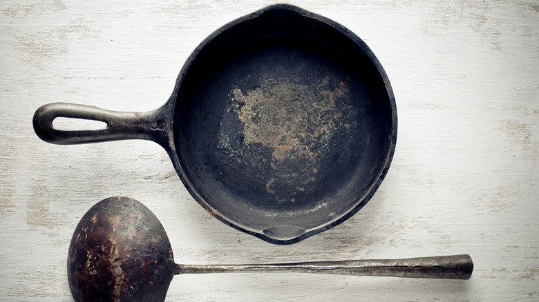 Vintage cast iron pan and scoop