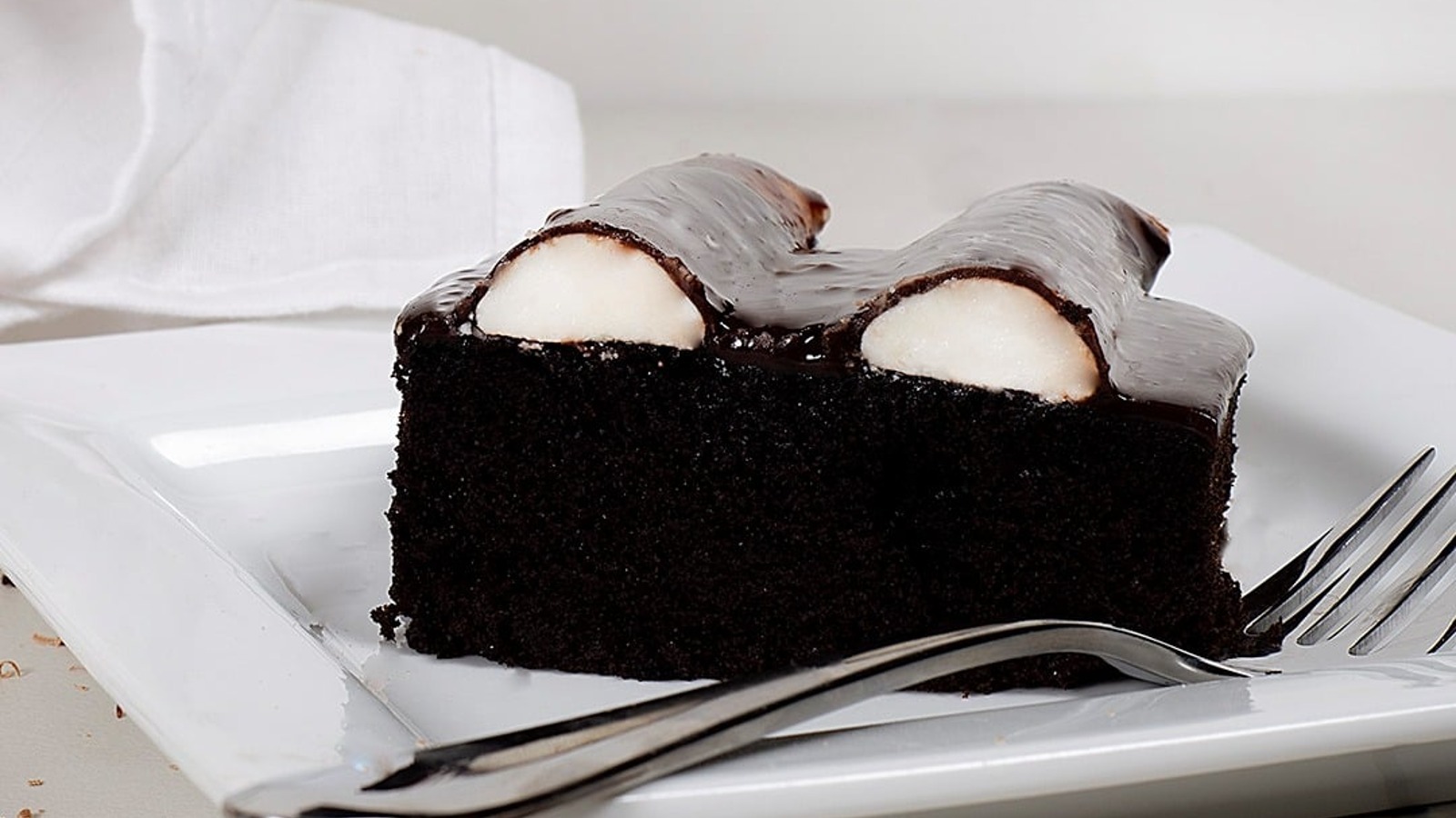 What Makes Michigan's Famous Bumpy Cake Unique?