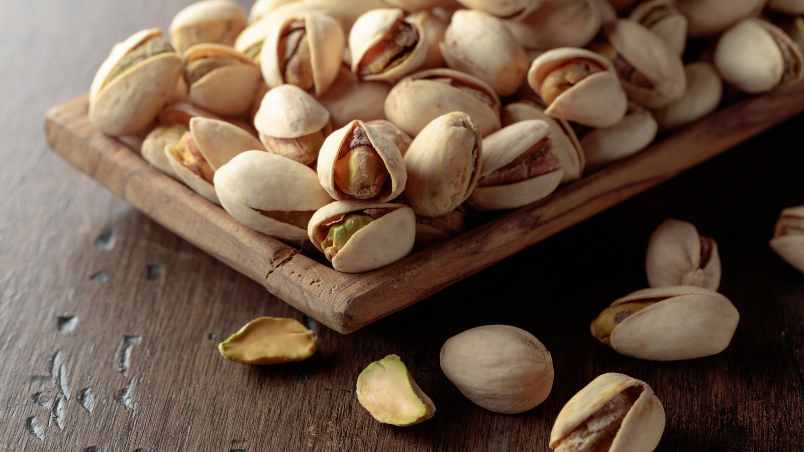 What Makes Pistachios Such A Unique And Healthy Nut, According To A Nutritionist - Tasting Table