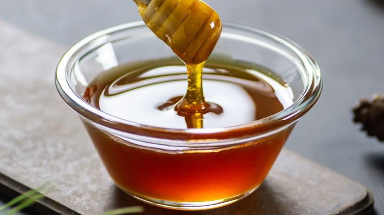 amber honey in a bowl