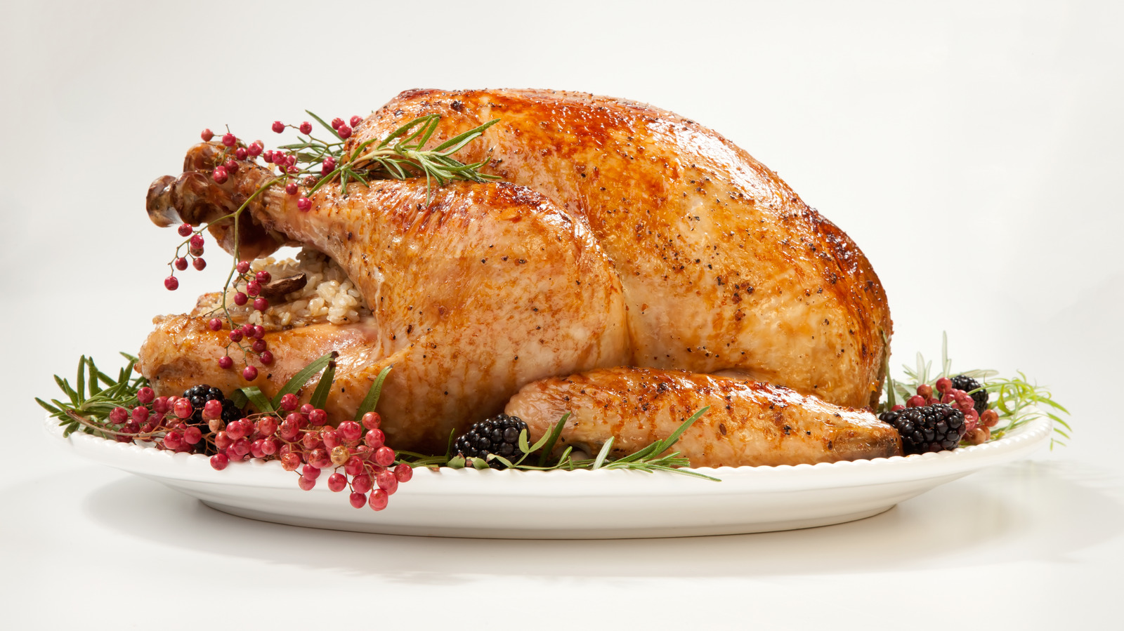 What You Must Do Before Stashing Leftover Turkey In The Freezer