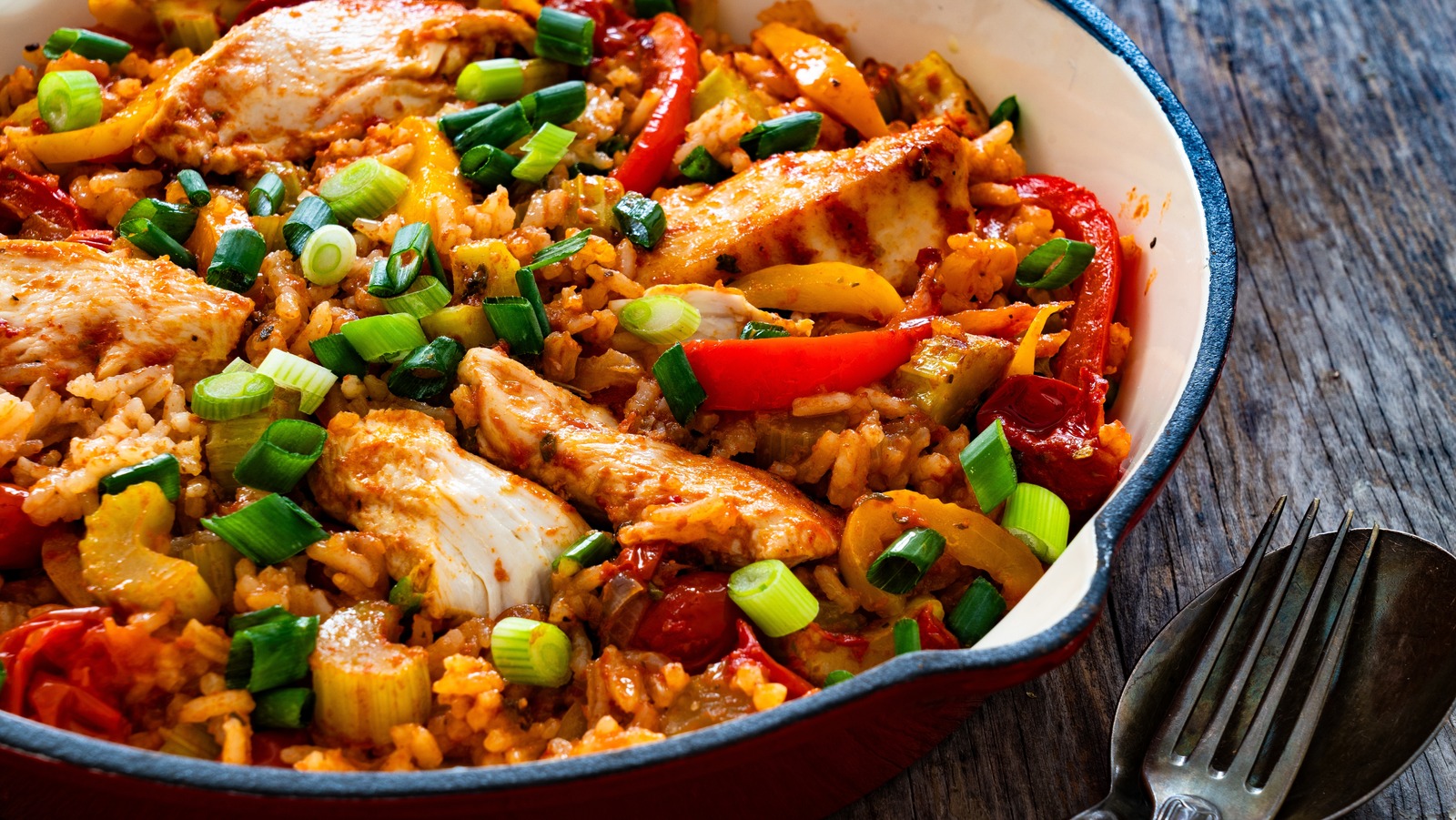 What's The Difference Between Creole And Cajun Jambalaya