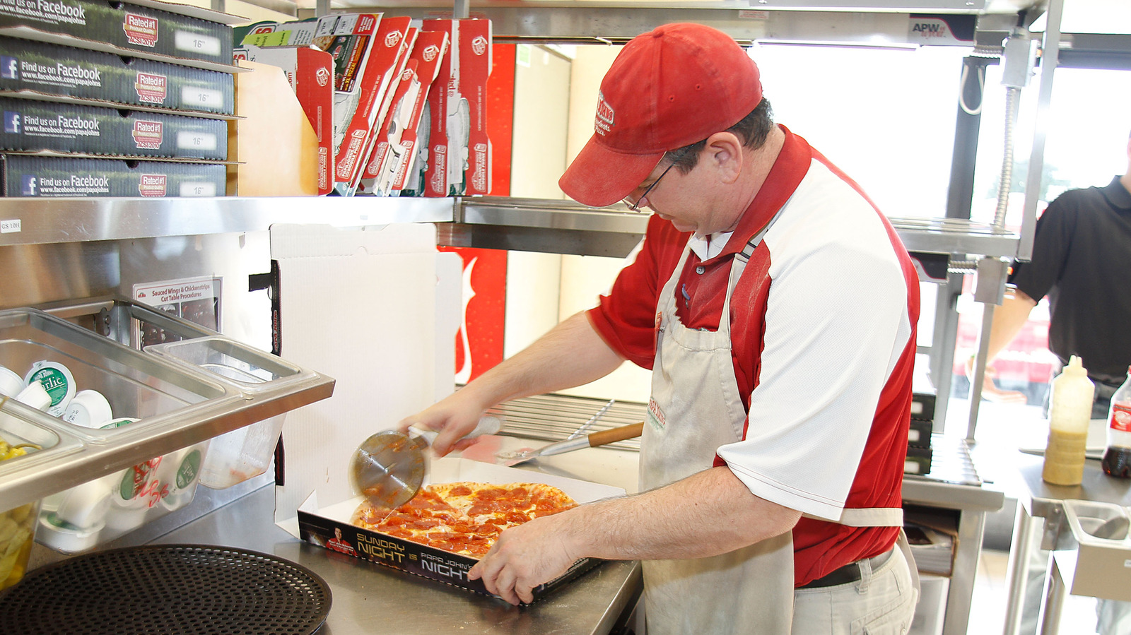 What's The Spiciest Pizza You Can Order At Papa Johns? One Employee Figured It Out