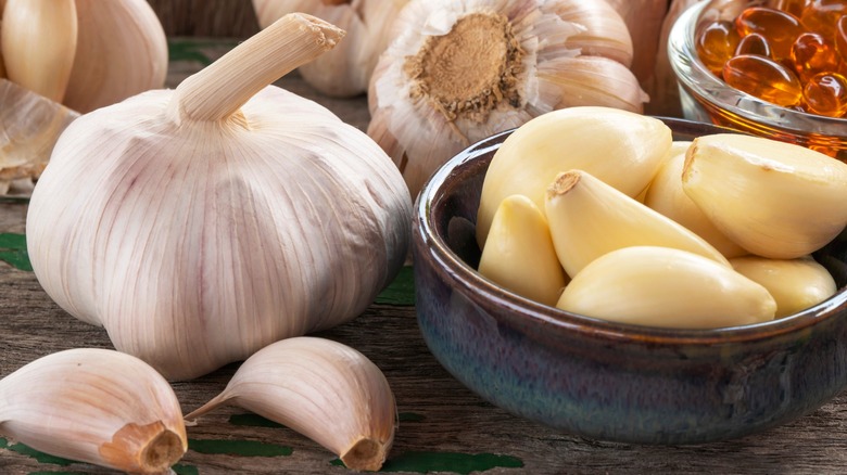 Garlic head and cloves 