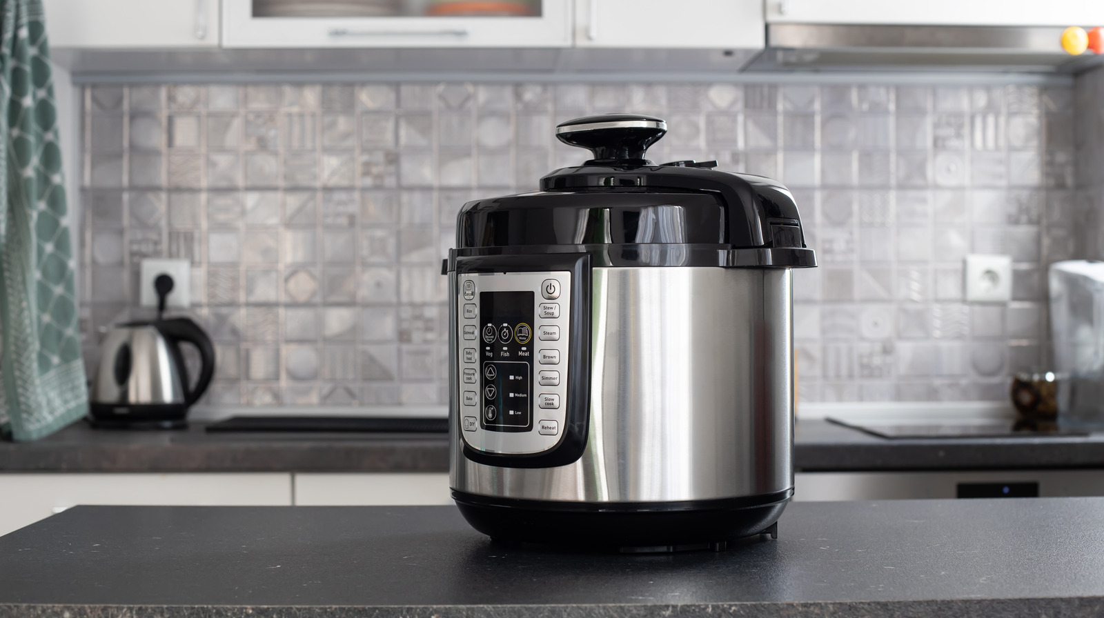 HOW TO USE AN ELECTRIC PRESSURE COOKER  Pressure cookers can feel a little  bit overwhelming when you first start using them. Learn how to use an electric  pressure cooker like a
