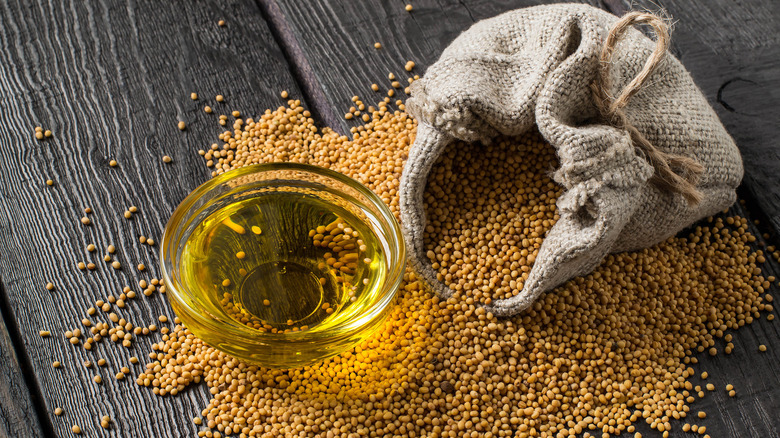 Mustard seeds and oil