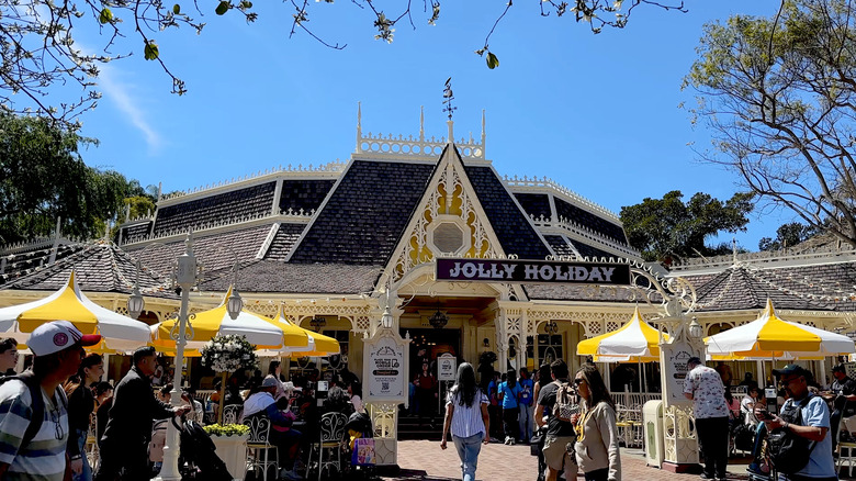 Jolly Holiday Cafe from the front