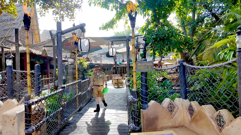 Tropical Hideaway entry in Disneyland