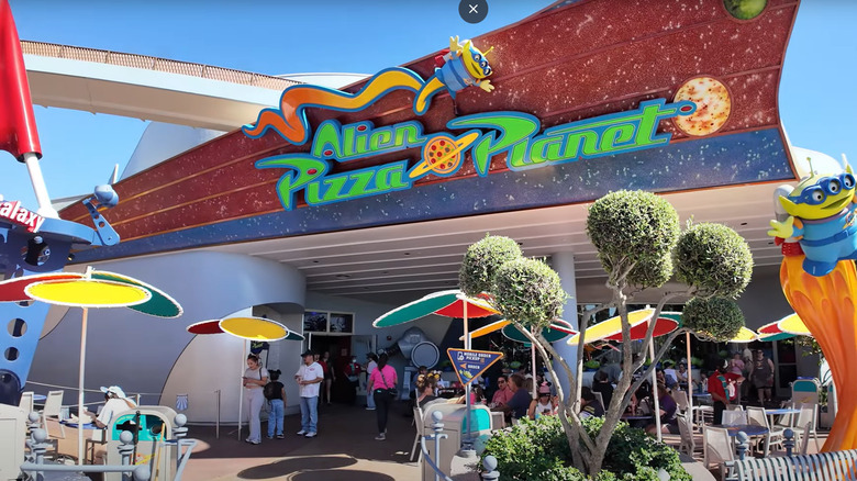 Exterior of Alien Pizza Planet restaurant in Disneyland