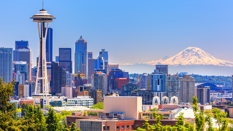 Seattle skyline with the Space Needle and Mount Rainier