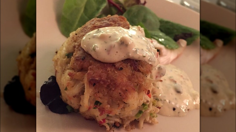 Crab cake with sauce