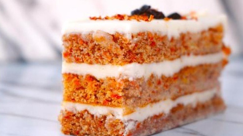 Rectangular carrot cake slice