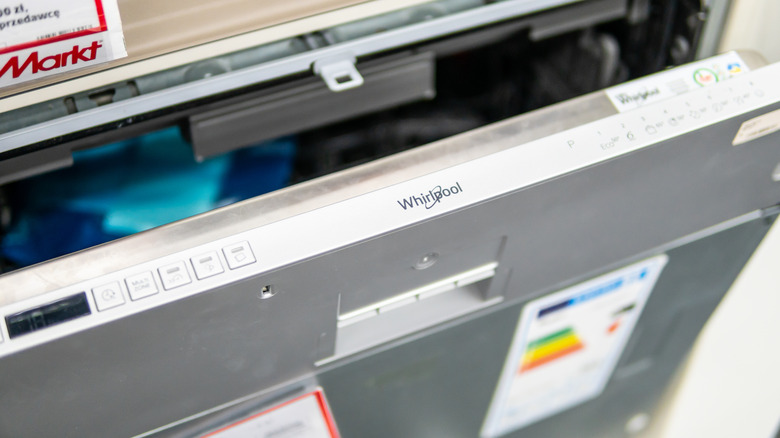 The top of a whirlpool dishwasher in an appliance store