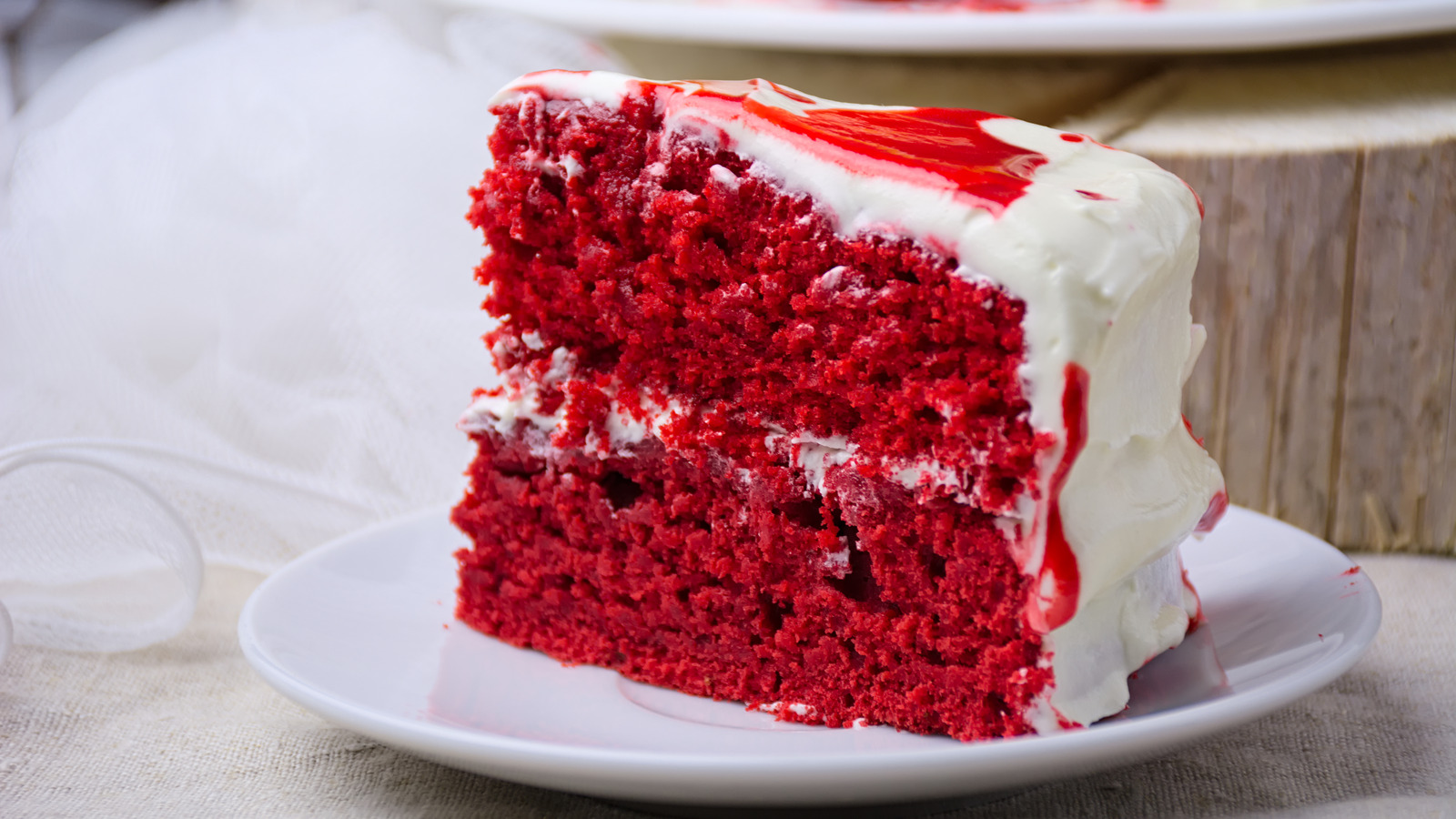 Whole Milk Vs Buttermilk: Which Makes A Better Cake? - Tasting Table