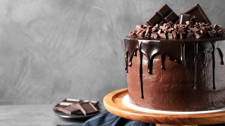 unsliced chocolate cake