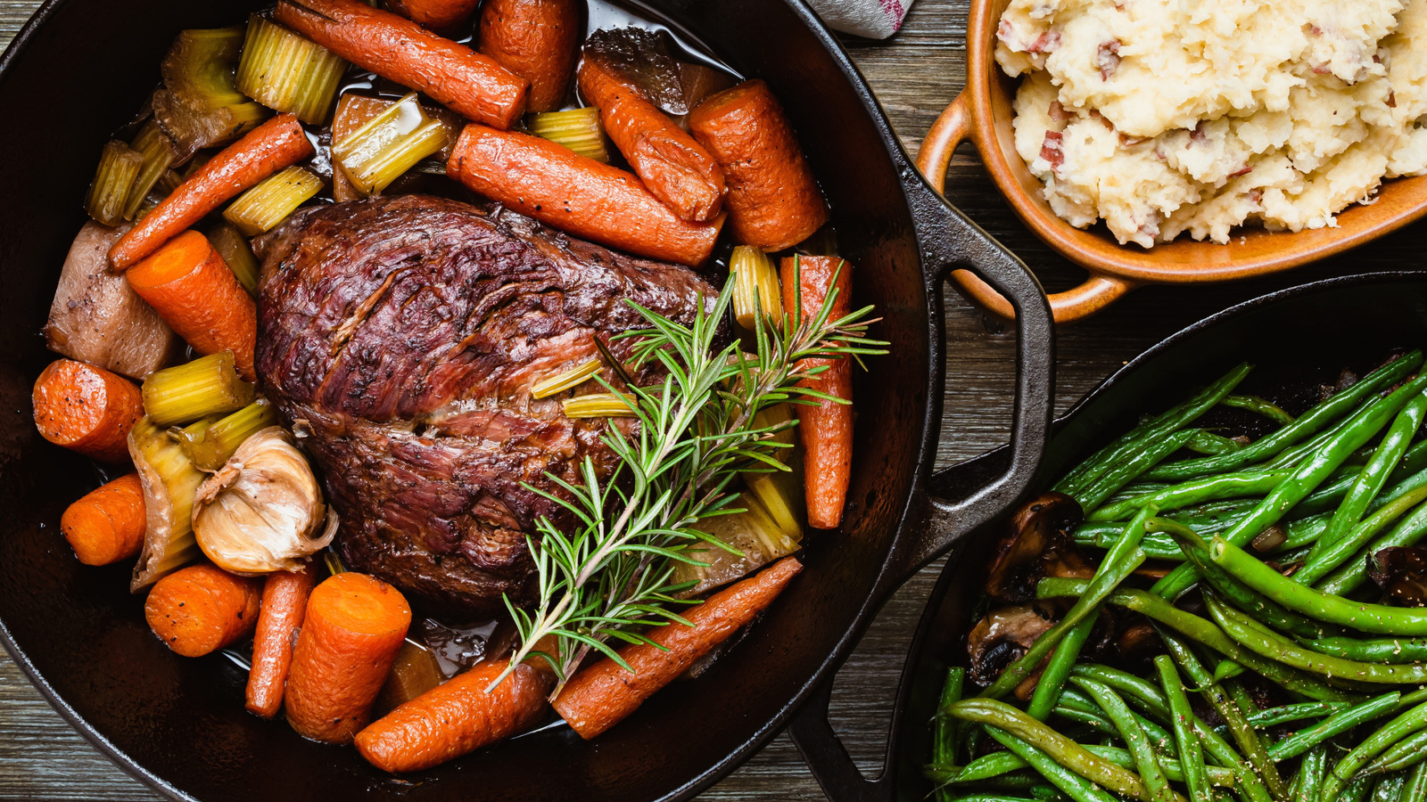Why Adding Vinegar To Your Pot Roast Changes Everything - Tasting Table