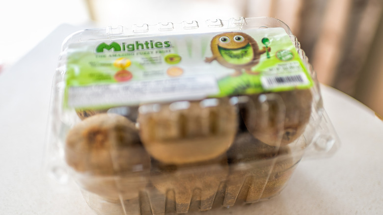 kiwi fruit n plastic shell from Aldi