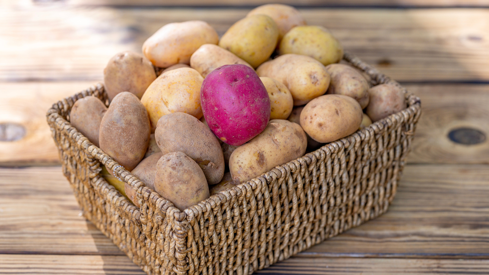 Why Aldi Shoppers Might Want To Avoid The Potatoes - Tasting Table