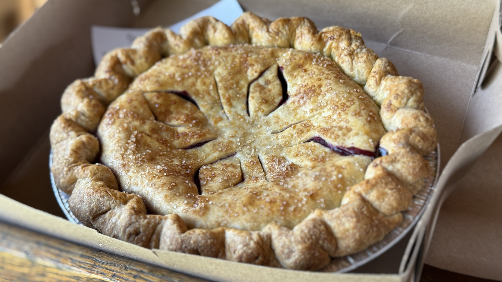Why Apple Pie Tastes So Much Better From A Bakery - Tasting Table