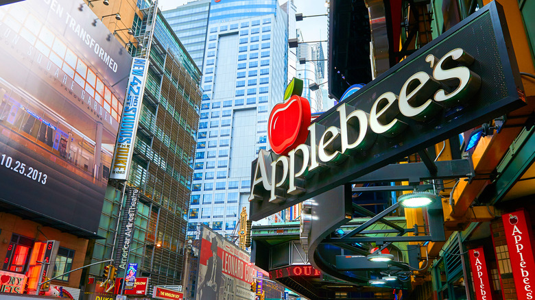 Applebee's Times Square