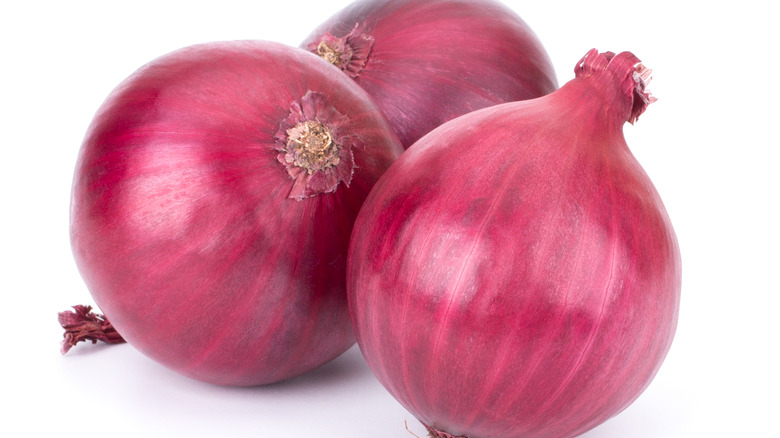 Why Red Onions Purple?