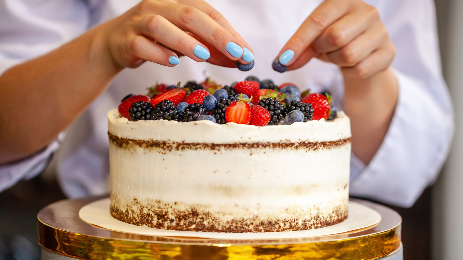 This Is Why Bakery Desserts Always Look Better Than Yours