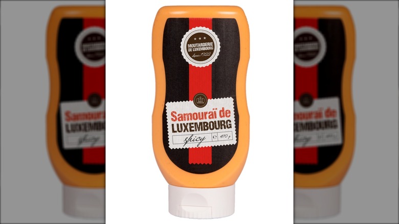Moutardie de Luxembourg Samurai sauce against a white background.