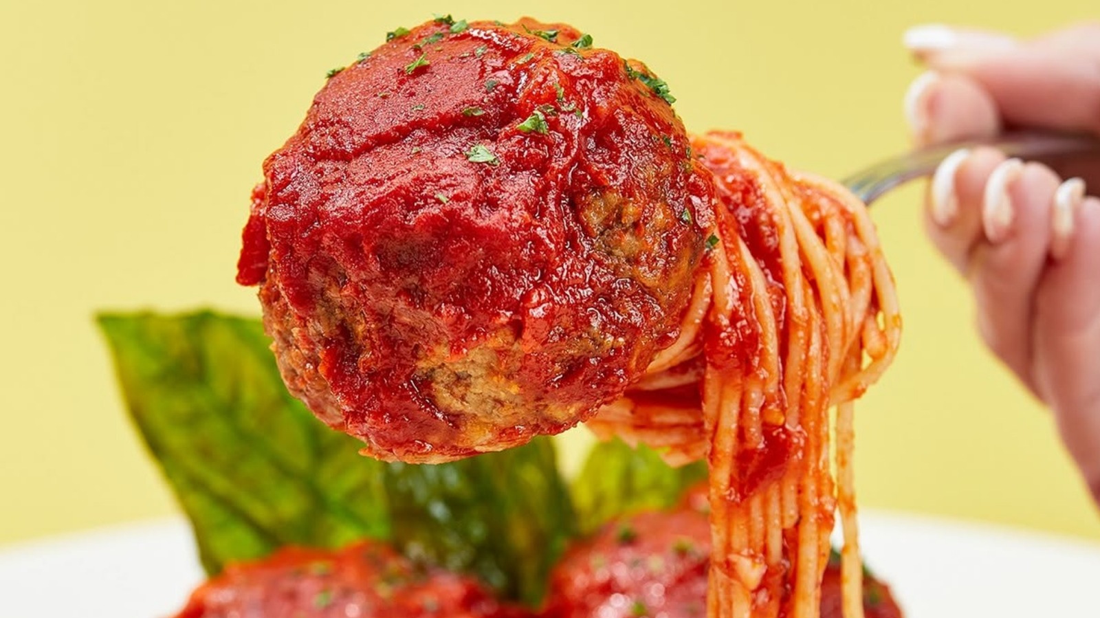 Why Cheesecake Factory's Pasta Outshines Olive Garden By Miles