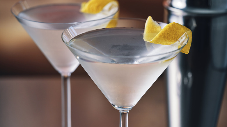 martinis with lemon zest garnish