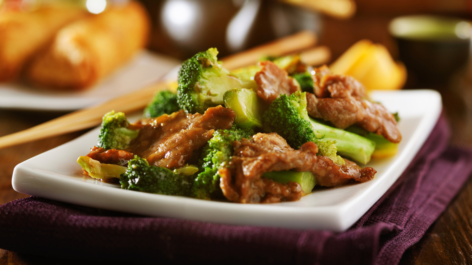 Why Customers Feel Like Ordering Beef And Broccoli At Panda Express Is A Mistake