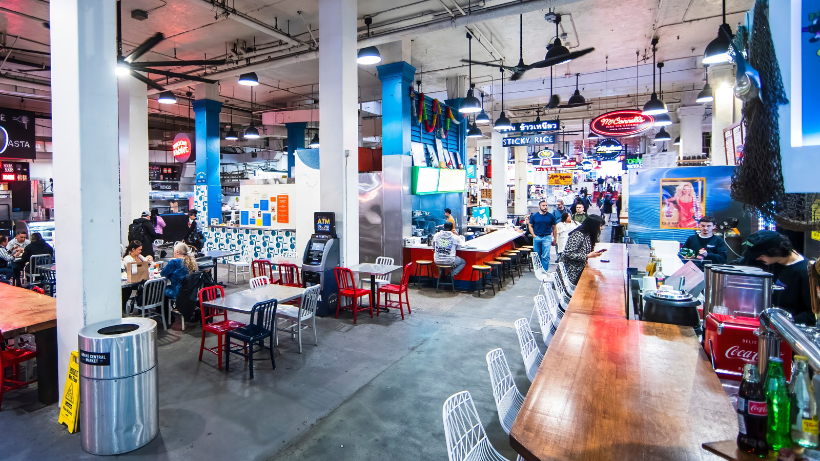 Why Dining At A Food Hall Instead Of A Standard Restaurant May Be Worth It - Tasting Table
