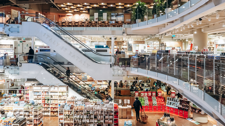 Eataly Italian food market