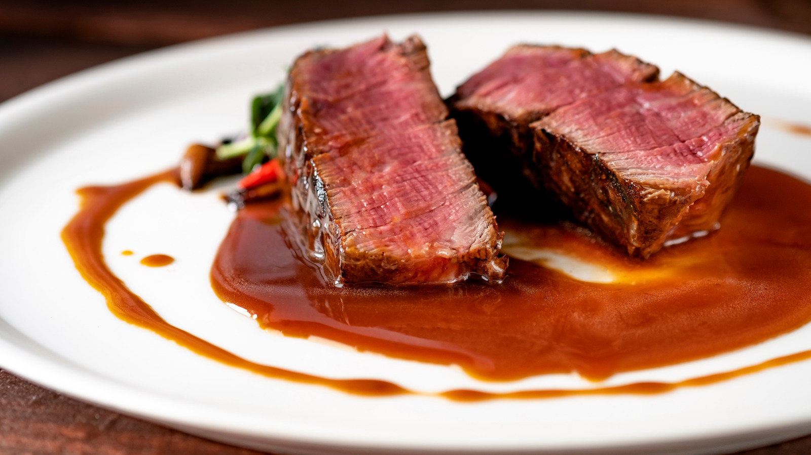 Why Filet Mignon Doesn't Need To Be Aged